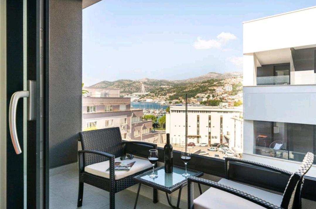 Gorgeous Dubrovnik Sea View Apartment With Free Parking מראה חיצוני תמונה